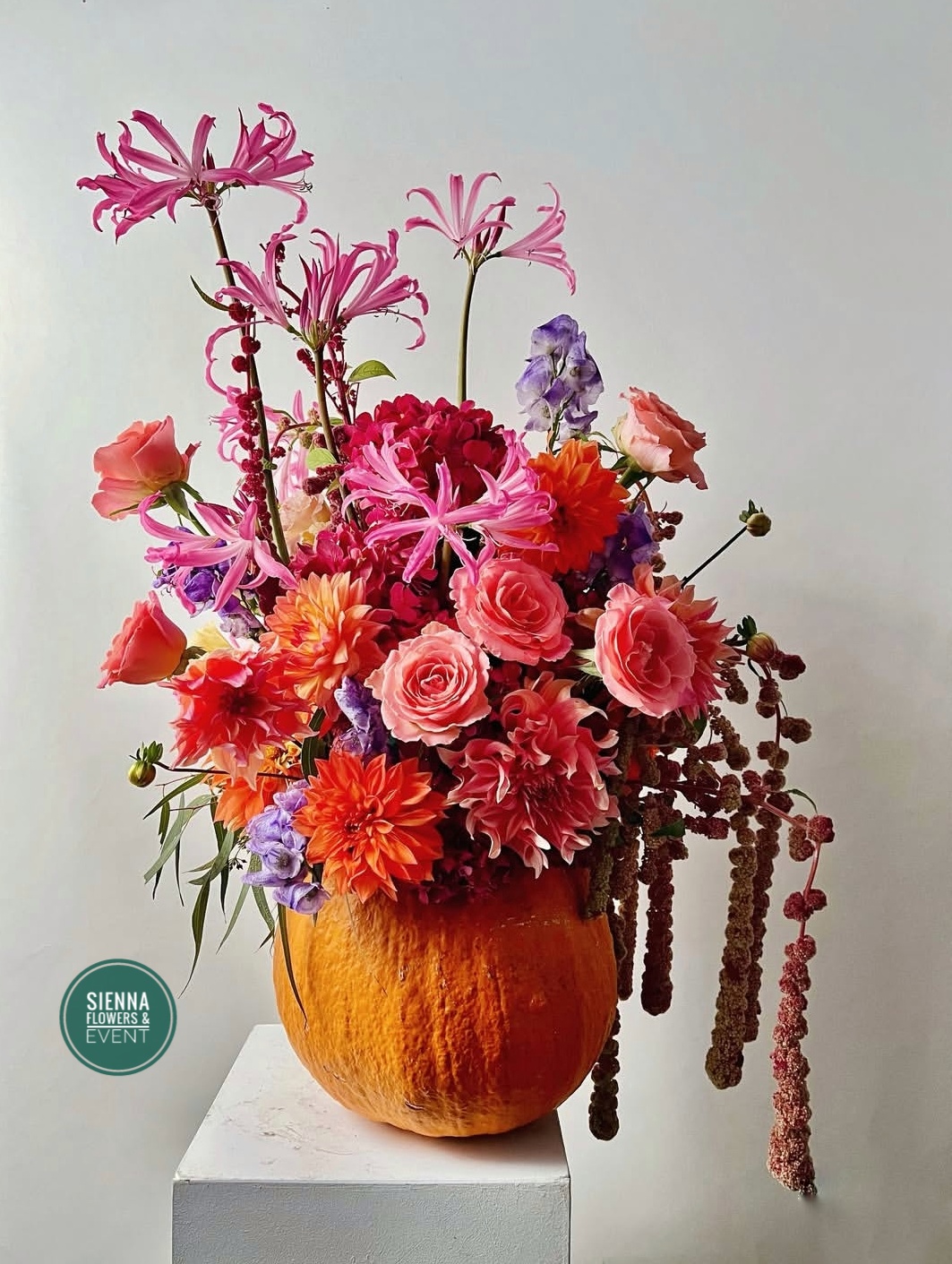 Halloween arrangement