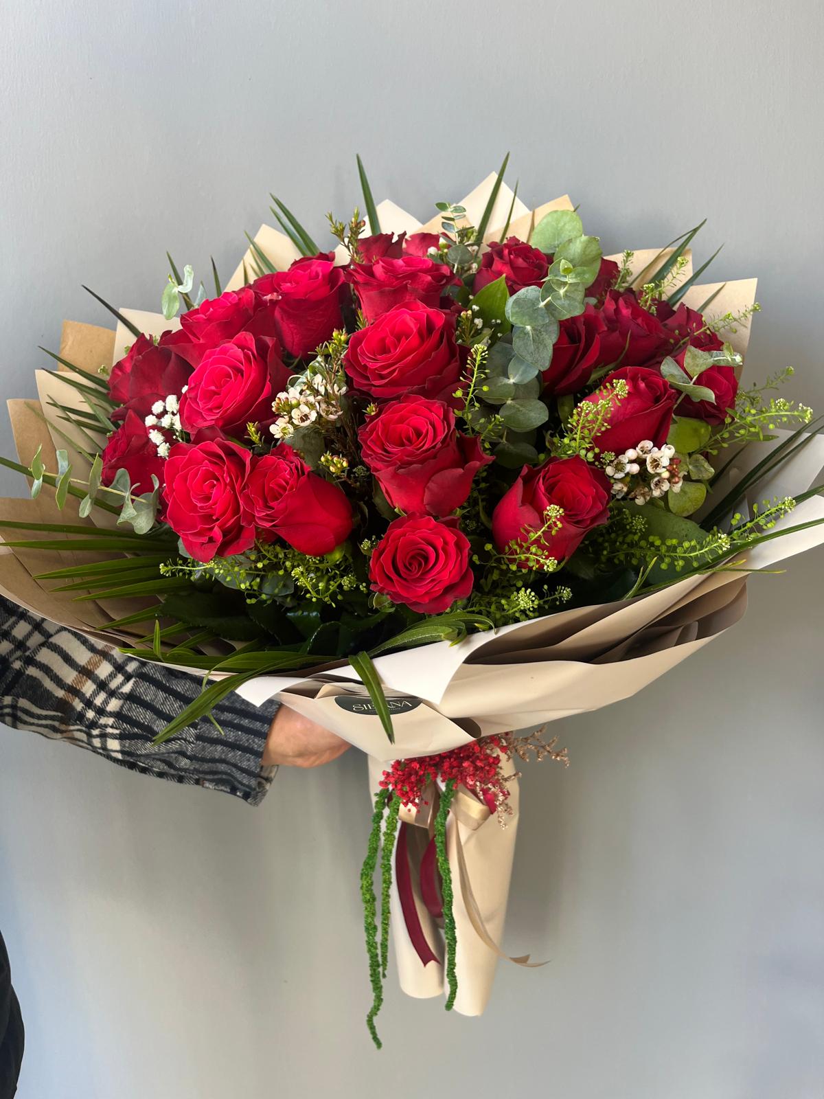 25 pieces Rhodos Red Rose 